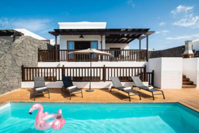 Stylish 6 Bedroom Villa Princesa - Beside Beach & Waterpark